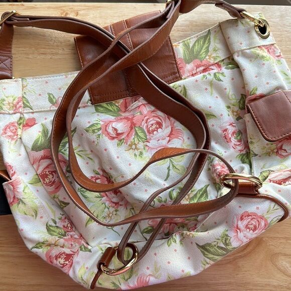 👜 Miche | Floral Mini Backpack - Picture 4 of 6